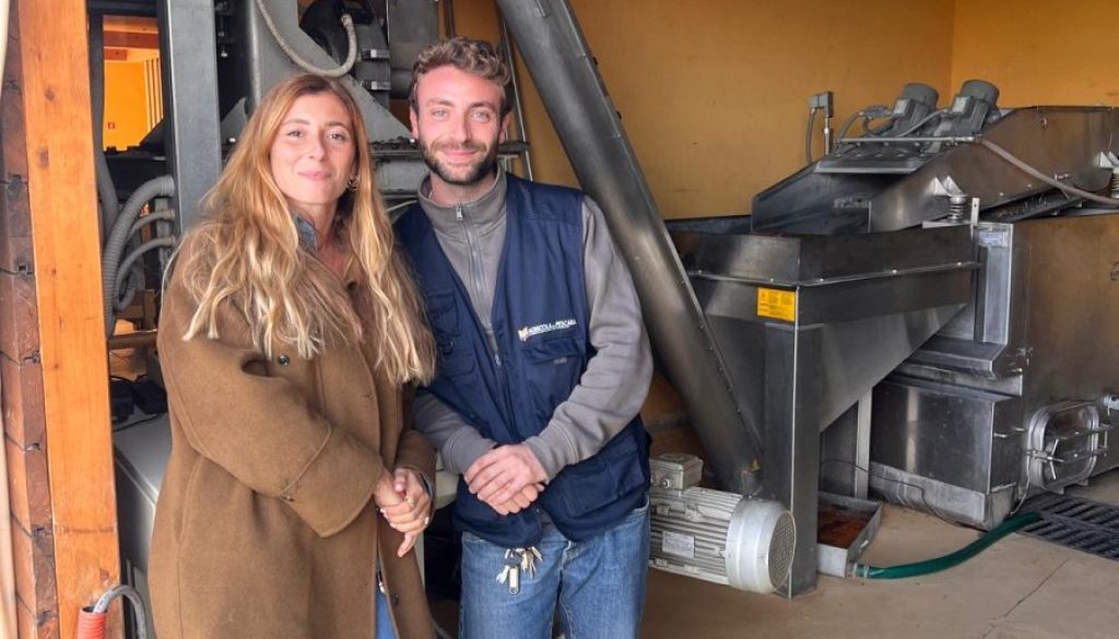 8ff59866-348d-4ffb-9d2b-e6e3da5f9966